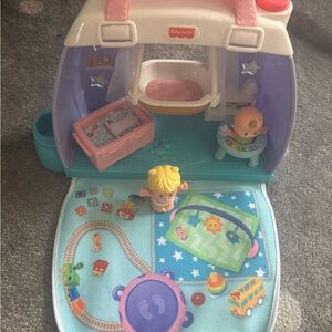 Fisher-Price Baby play set  with Mom and Dad included.